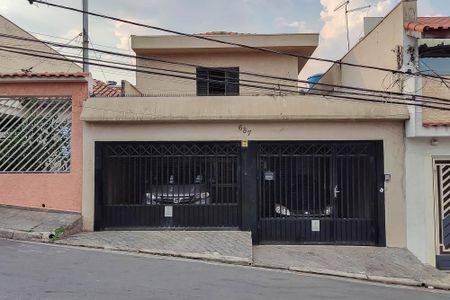Casa à venda com 116m², 2 quartos e 2 vagasFachada