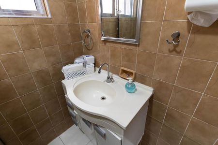 Casa à venda com 116m², 2 quartos e 2 vagasBanheiro 2