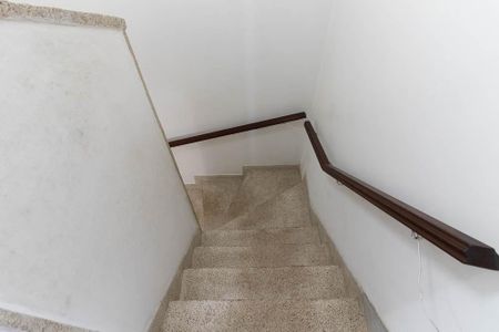 Escada de casa à venda com 3 quartos, 116m² em Vila Brasilina, São Paulo