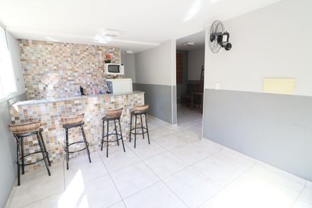 Apartamento para alugar com 47m², 2 quartos e 1 vagaÁrea comum - Salão de festas