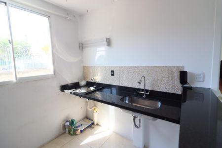 Apartamento para alugar com 47m², 2 quartos e 1 vagaCozinha e Área de Serviço