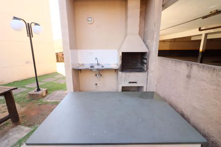 Apartamento para alugar com 47m², 2 quartos e 1 vagaÁrea comum - Churrasqueira