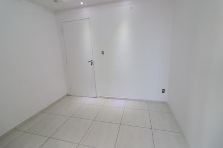Sala de apartamento para alugar com 2 quartos, 47m² em Santa Maria, Osasco