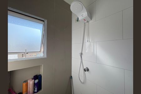 Apartamento à venda com 108m², 2 quartos e 2 vagasBanheiro da Suíte