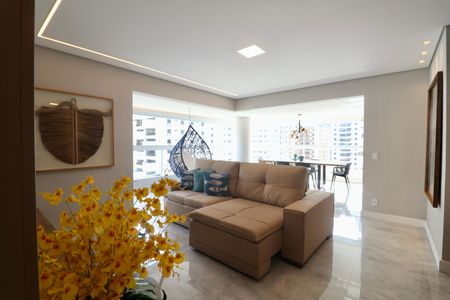 Apartamento para alugar com 142m², 3 quartos e 2 vagasSala