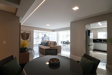 Apartamento para alugar com 142m², 3 quartos e 2 vagasSala