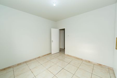 Casa à venda com 180m², 3 quartos e 3 vagas Casa à venda com 180m², 3 quartos e 3 vagasQuarto 2