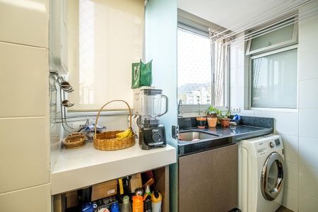 Apartamento à venda com 100m², 3 quartos e 2 vagasÁrea de Serviço