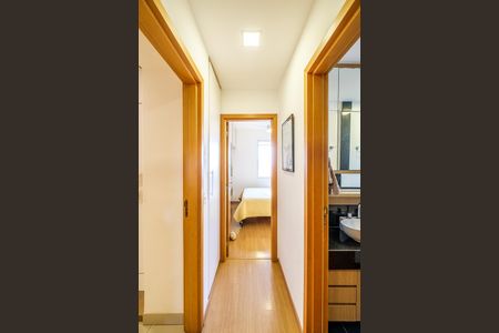 Apartamento à venda com 100m², 3 quartos e 2 vagasCorredor