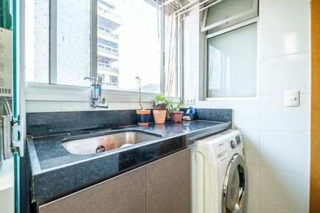 Apartamento à venda com 100m², 3 quartos e 2 vagasÁrea de Serviço
