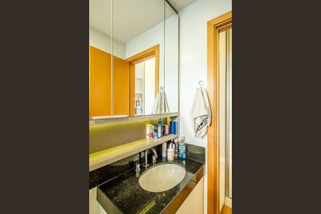 Apartamento à venda com 100m², 3 quartos e 2 vagasBanheiro da Suíte