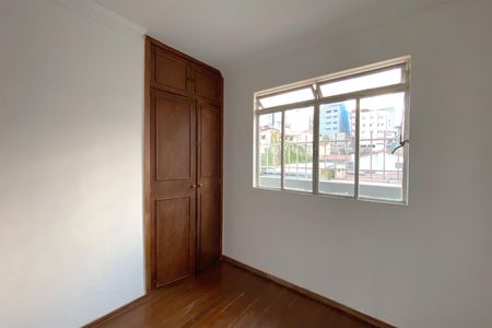 Apartamento para alugar com 140m², 4 quartos e 1 vaga Apartamento para alugar com 140m², 4 quartos e 1 vagaQuarto 2
