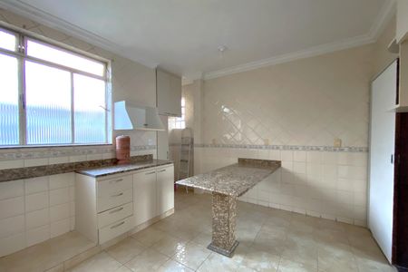 Apartamento para alugar com 140m², 4 quartos e 1 vaga Apartamento para alugar com 140m², 4 quartos e 1 vagaCozinha