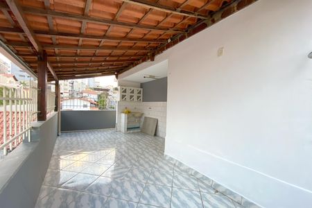 Apartamento para alugar com 140m², 4 quartos e 1 vaga Apartamento para alugar com 140m², 4 quartos e 1 vagaSacada