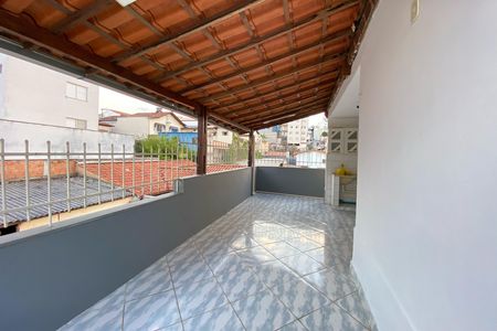 Apartamento para alugar com 140m², 4 quartos e 1 vaga Apartamento para alugar com 140m², 4 quartos e 1 vagaSacada