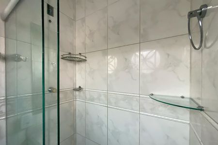 Apartamento para alugar com 140m², 4 quartos e 1 vaga Apartamento para alugar com 140m², 4 quartos e 1 vagaBanheiro da Suíte