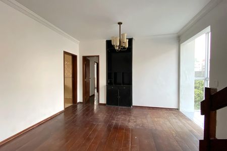 Apartamento para alugar com 140m², 4 quartos e 1 vaga Apartamento para alugar com 140m², 4 quartos e 1 vagaSala