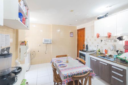 Apartamento à venda com 70m², 2 quartos e 1 vagaCozinha