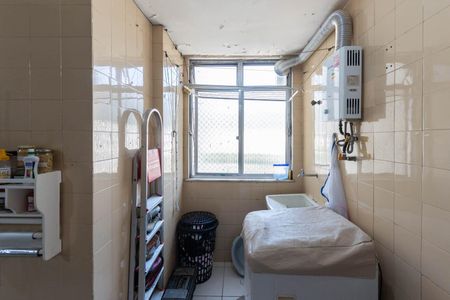 Apartamento à venda com 70m², 2 quartos e 1 vagaÁrea de Serviço