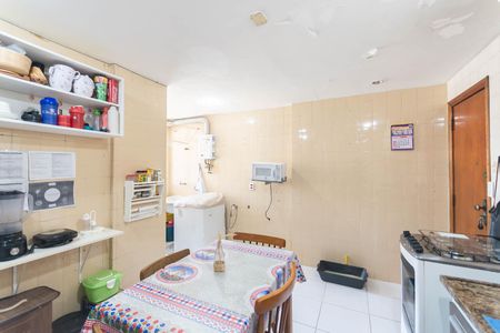 Apartamento à venda com 70m², 2 quartos e 1 vagaCozinha