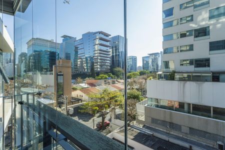 Vista da Sala de apartamento para alugar com 1 quarto, 62m² em Vila Nova Conceição, São Paulo