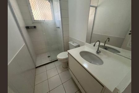 Apartamento à venda com 105m², 3 quartos e 2 vagas Apartamento à venda com 105m², 3 quartos e 2 vagasBanheiro Social