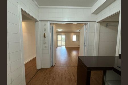 Apartamento à venda com 105m², 3 quartos e 2 vagas Apartamento à venda com 105m², 3 quartos e 2 vagasCozinha