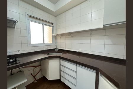 Apartamento à venda com 105m², 3 quartos e 2 vagas Apartamento à venda com 105m², 3 quartos e 2 vagasCozinha