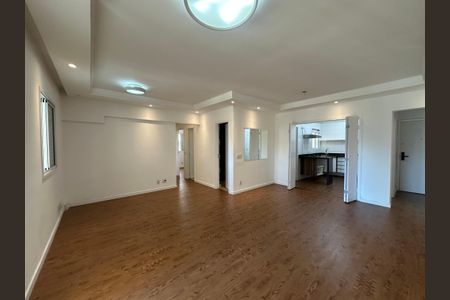 Apartamento à venda com 105m², 3 quartos e 2 vagas Apartamento à venda com 105m², 3 quartos e 2 vagasSala