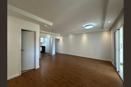 Apartamento à venda com 105m², 3 quartos e 2 vagas Apartamento à venda com 105m², 3 quartos e 2 vagasSala