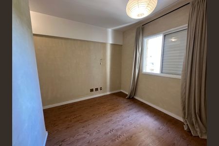 Apartamento à venda com 105m², 3 quartos e 2 vagas Apartamento à venda com 105m², 3 quartos e 2 vagasSuíte