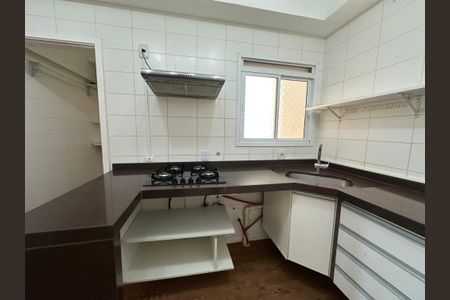Apartamento à venda com 105m², 3 quartos e 2 vagas Apartamento à venda com 105m², 3 quartos e 2 vagasCozinha