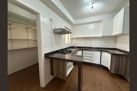 Apartamento à venda com 105m², 3 quartos e 2 vagas Apartamento à venda com 105m², 3 quartos e 2 vagasCozinha