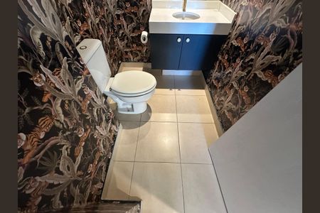 Apartamento à venda com 105m², 3 quartos e 2 vagas Apartamento à venda com 105m², 3 quartos e 2 vagasLavabo