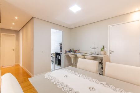 Apartamento à venda com 62m², 2 quartos e 1 vagaSala