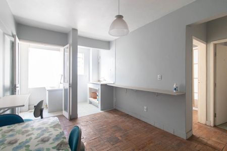Sala de apartamento para alugar com 1 quarto, 40m² em Centro Histórico, Porto Alegre