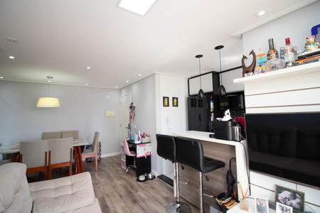 Sala de apartamento à venda com 2 quartos, 60m² em Picanço, Guarulhos