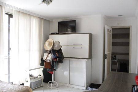 Casa de condomínio à venda com 172m², 3 quartos e 2 vagasSuíte 1