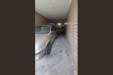 Casa de condomínio à venda com 172m², 3 quartos e 2 vagas Casa de condomínio à venda com 172m², 3 quartos e 2 vagasGaragem