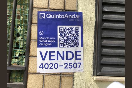 Casa de condomínio à venda com 172m², 3 quartos e 2 vagas Casa de condomínio à venda com 172m², 3 quartos e 2 vagasPlaca instalada