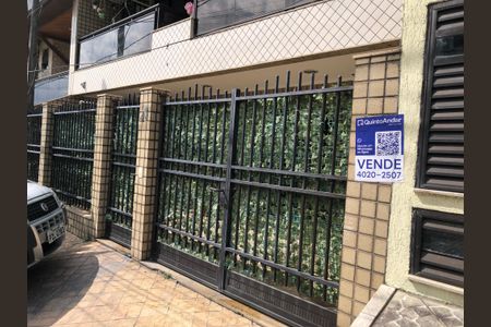 Casa de condomínio à venda com 172m², 3 quartos e 2 vagas Casa de condomínio à venda com 172m², 3 quartos e 2 vagasPlaca Instalada