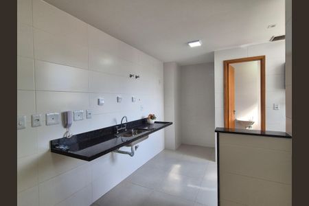 Apartamento para alugar com 190m², 2 quartos e 2 vagas Apartamento para alugar com 190m², 2 quartos e 2 vagasCozinha