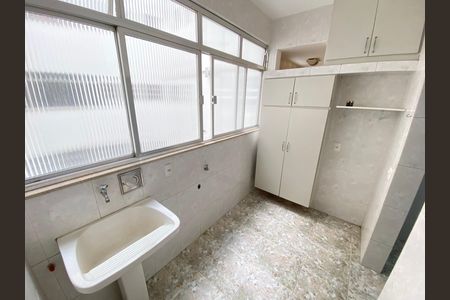 Apartamento à venda com 75m², 3 quartos e 1 vaga Apartamento à venda com 75m², 3 quartos e 1 vagaÁrea de Serviço