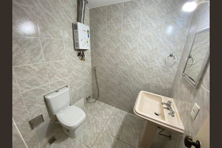 Apartamento à venda com 75m², 3 quartos e 1 vaga Apartamento à venda com 75m², 3 quartos e 1 vagaBanheiro