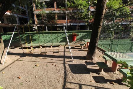 Apartamento à venda com 65m², 2 quartos e 1 vagaÁrea comum - Playground