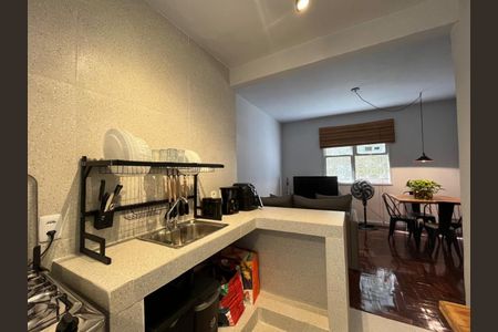 Apartamento à venda com 65m², 2 quartos e 1 vaga Apartamento à venda com 65m², 2 quartos e 1 vagaCozinha
