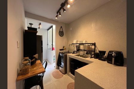 Apartamento à venda com 65m², 2 quartos e 1 vaga Apartamento à venda com 65m², 2 quartos e 1 vagaCozinha
