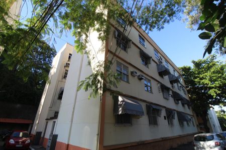Apartamento à venda com 65m², 2 quartos e 1 vagaFachada do bloco