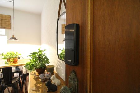 Apartamento à venda com 65m², 2 quartos e 1 vagaSala - Fechadura digital