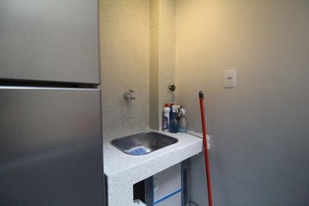 Apartamento à venda com 65m², 2 quartos e 1 vagaÁrea de serviço